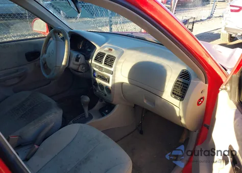 2005 Hyundai Accent Gls из США, поврежденный, VIN KMHCG45CX5U608980
